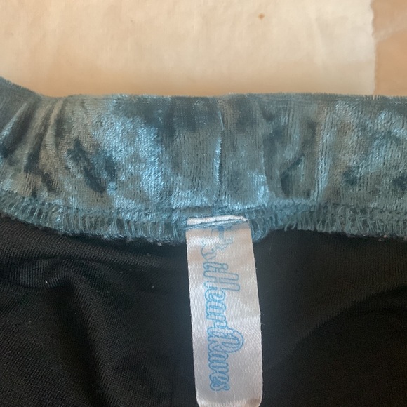 🎁Holiday item🔥HOT DEAL $10 Sequin green booty shorts with velvet elastic waist - Picture 2 of 4